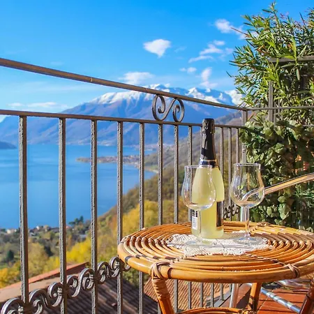 Holiday home Casa Teresa Gera Lario